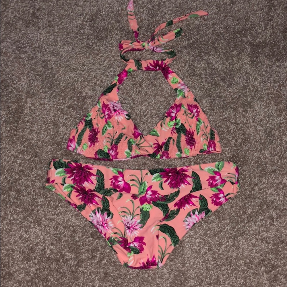 NWOT Tori Praver “Seafoam” Floral Bikini 👙